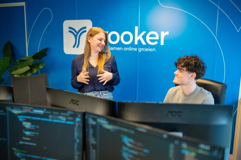 Yooker - collega's in overleg